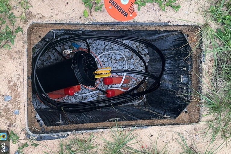 stabile und schnelle Signalübertragung zwischen verschiedenen Netzpunkten